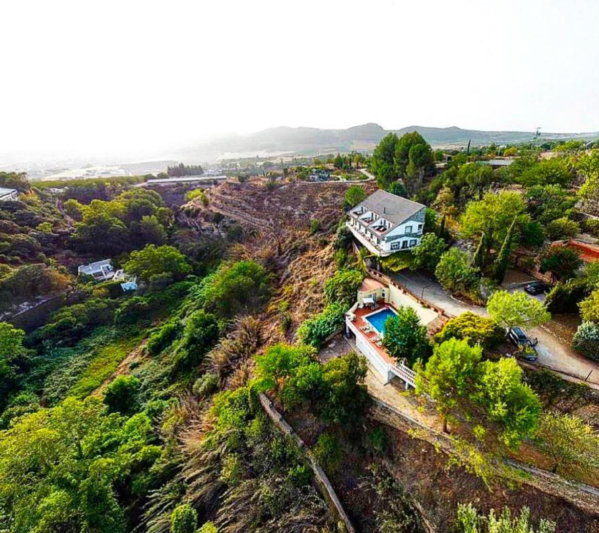 Villa Ignacia B&B - Naturaleza Entre Ronda Y Setenil Arriate Eksteriør billede